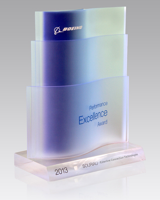 Esterline Connection Technologies SOURIAU remporte le prestigieux Prix d'Excellence des Fournisseurs Boeing catégorie Argent