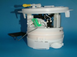 Vista : module d'alimentation en carburant à filtre et régulateur de pression intégrés
